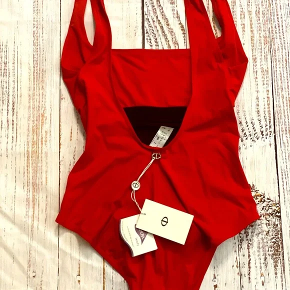 NWT IODUS France by Pierre Martinez red 1 piece swimsuit with Lycra (tm) fabric. - Picture 7 of 7